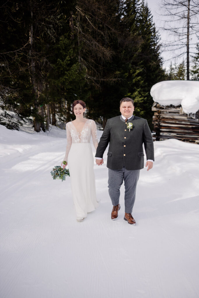 Swiss Alps Winter Wedding 11 683x1024 1