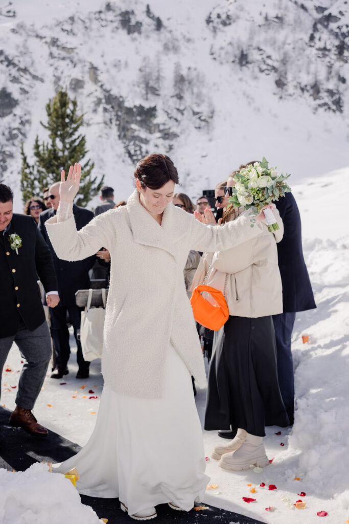 Swiss Alps Winter Wedding 18 683x1024 1