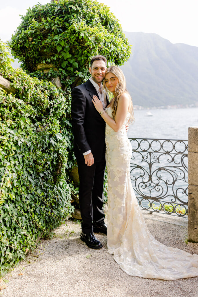 Couple Photoshooting at Villa del Balbianello 21