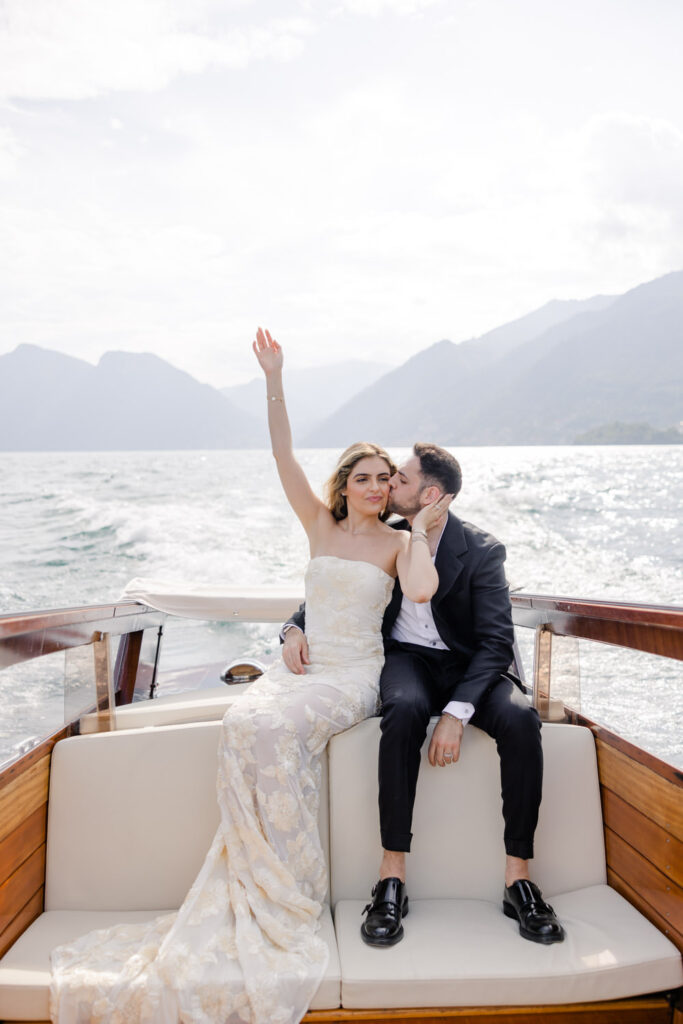 Couple Photoshooting at Villa del Balbianello 27 683x1024 1